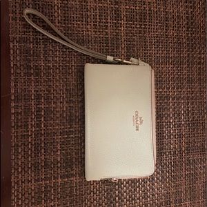 Coach  wristlet